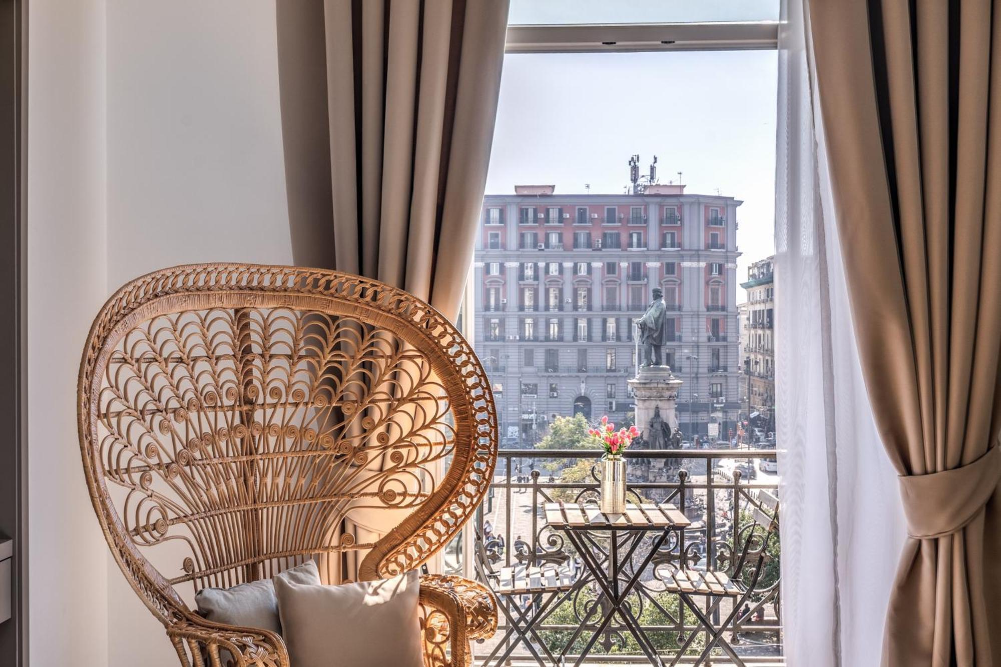 Atarooms Suites Napoli المظهر الخارجي الصورة