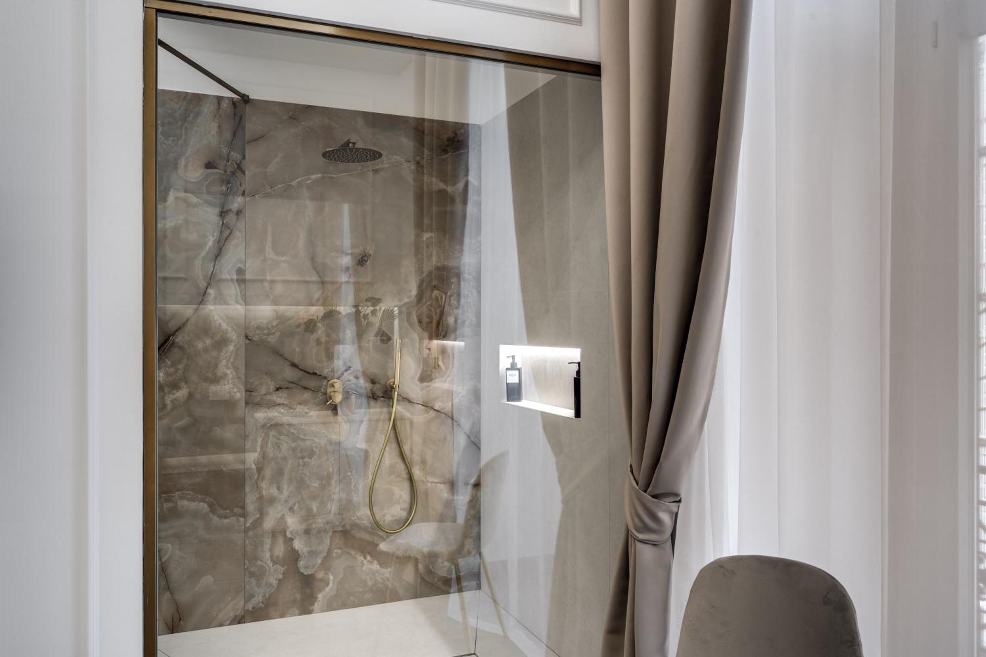 Atarooms Suites Napoli المظهر الخارجي الصورة