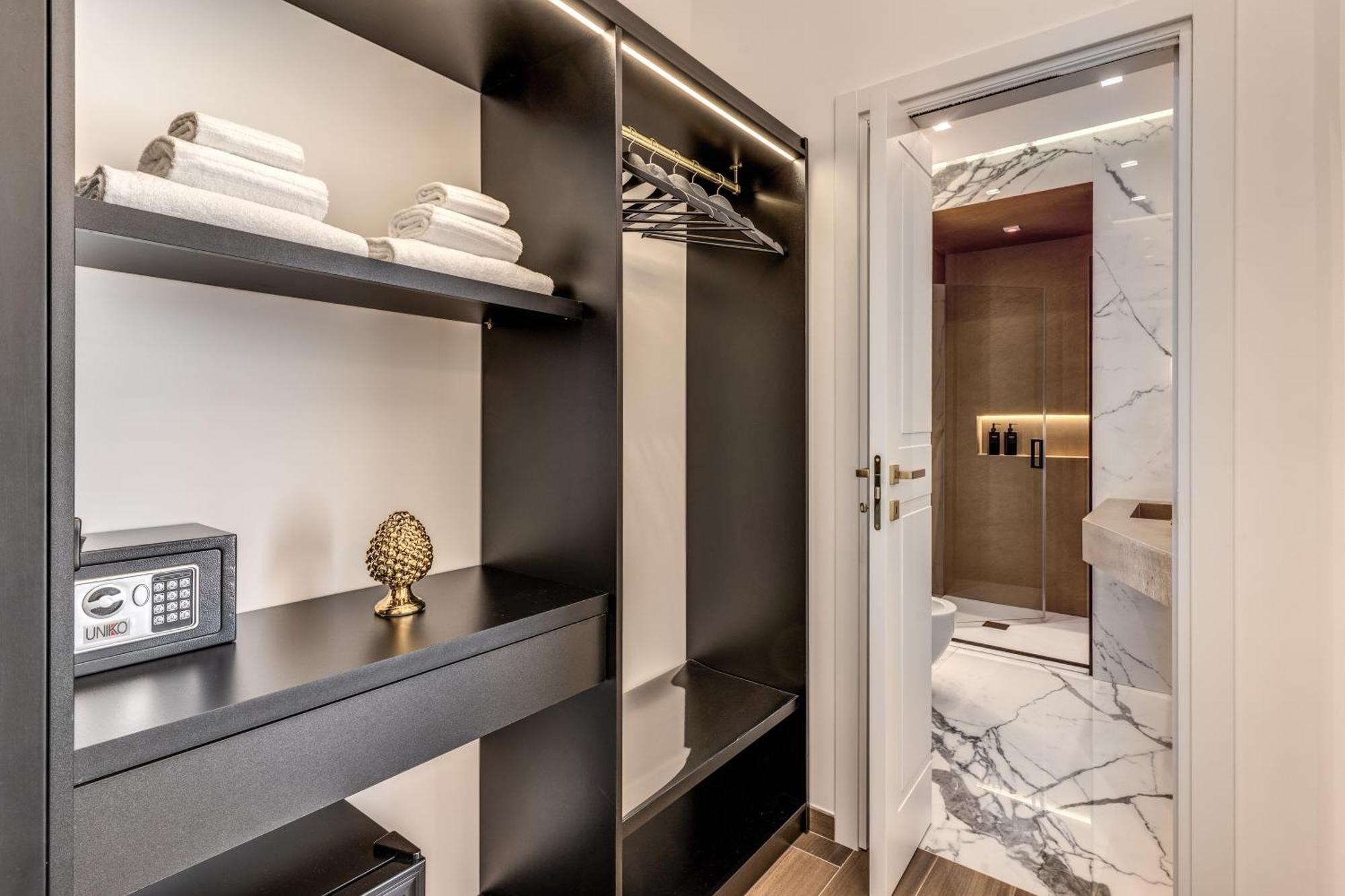 Atarooms Suites Napoli المظهر الخارجي الصورة